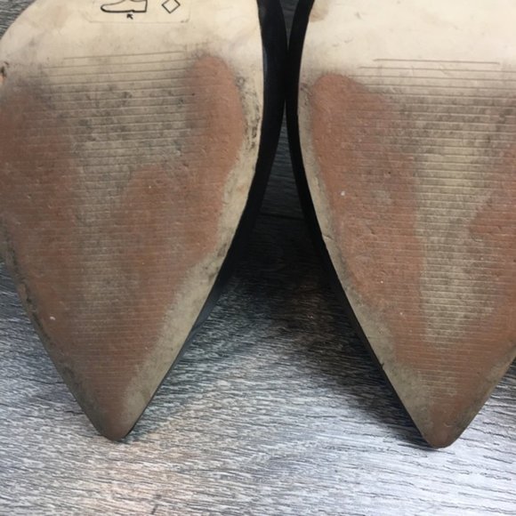 MICHAEL KORS Black Leather Zady Ankle Strap Heels - Picture 11 of 13